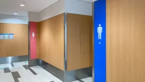 オールジェンダートイレとは？LGBTQ+を取り巻くトイレ問題。 _1